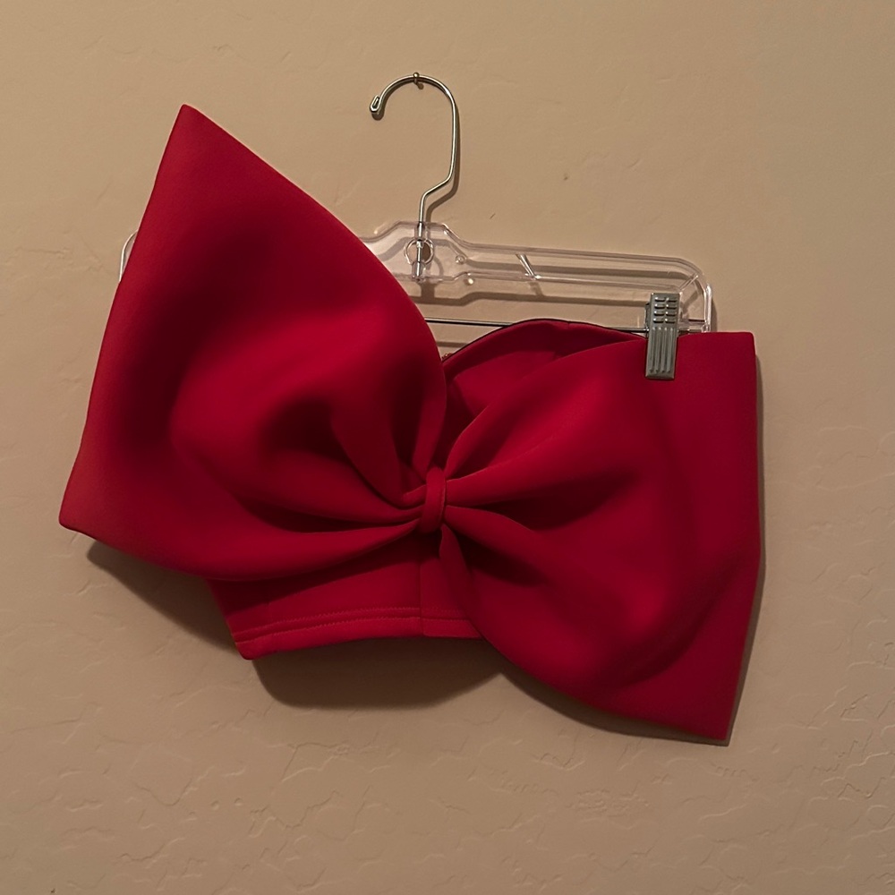 Elegant Red Bow Crop Top